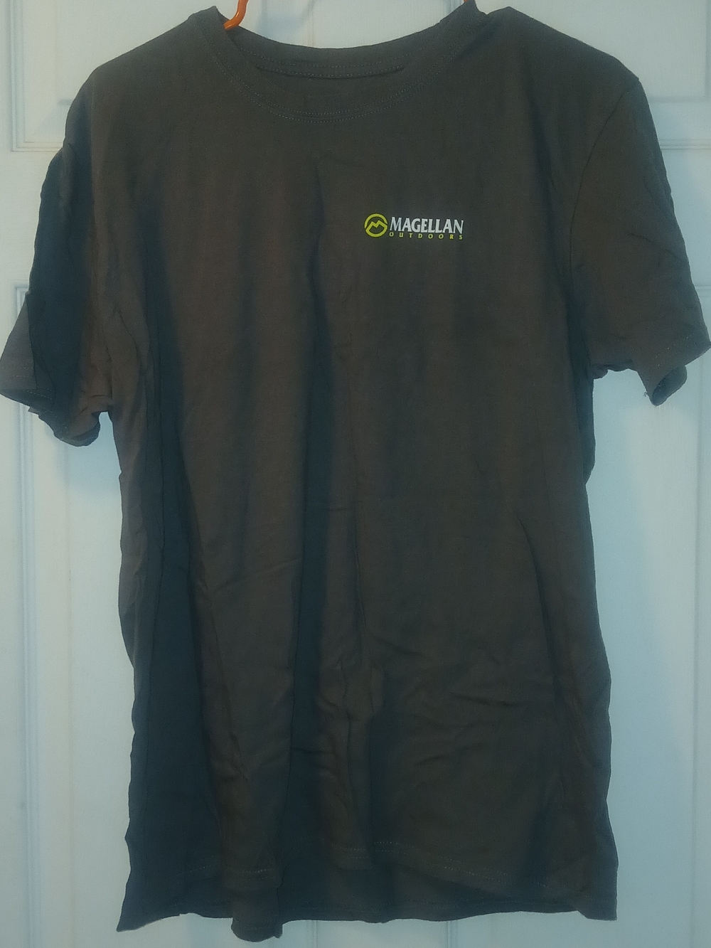 Magellan Outdoors Men's Charcoal Short-Sleeve Crew T-Shirt